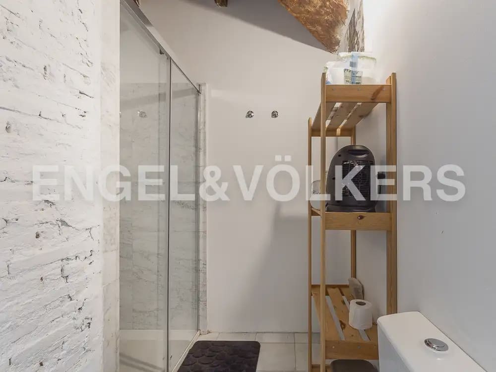 2 quarto Penthouse para arrendar em Valencia cidade - 2 000 € (Ref: 9897975)