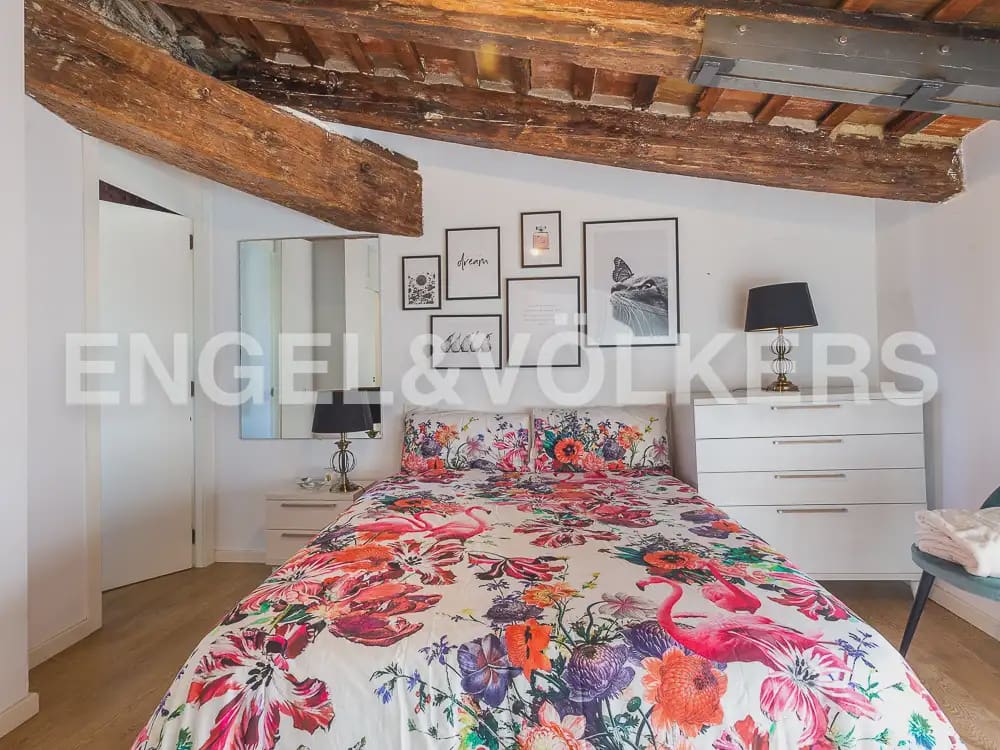 2 quarto Penthouse para arrendar em Valencia cidade - 2 000 € (Ref: 9897975)