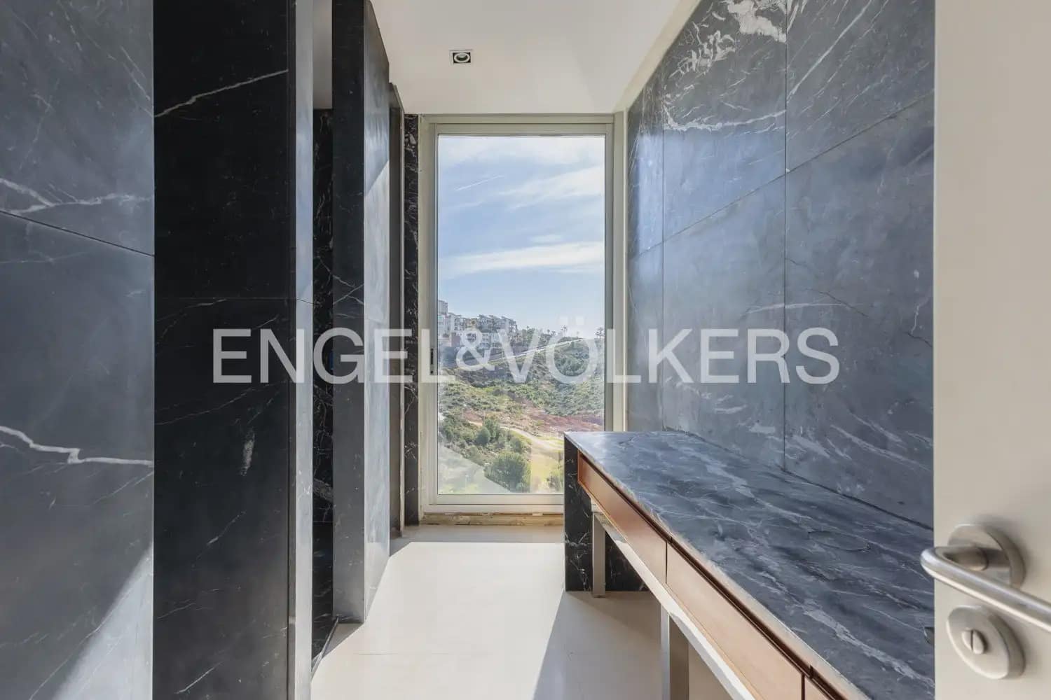 6 soverom Villa til salgs i Oropesa  med svømmebasseng - € 2 860 000 (Ref: 9897976)