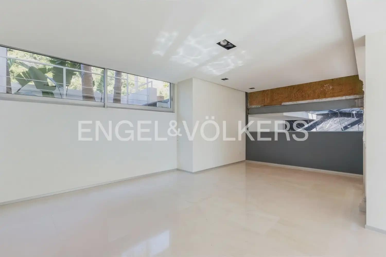 6 soverom Villa til salgs i Oropesa  med svømmebasseng - € 2 860 000 (Ref: 9897976)