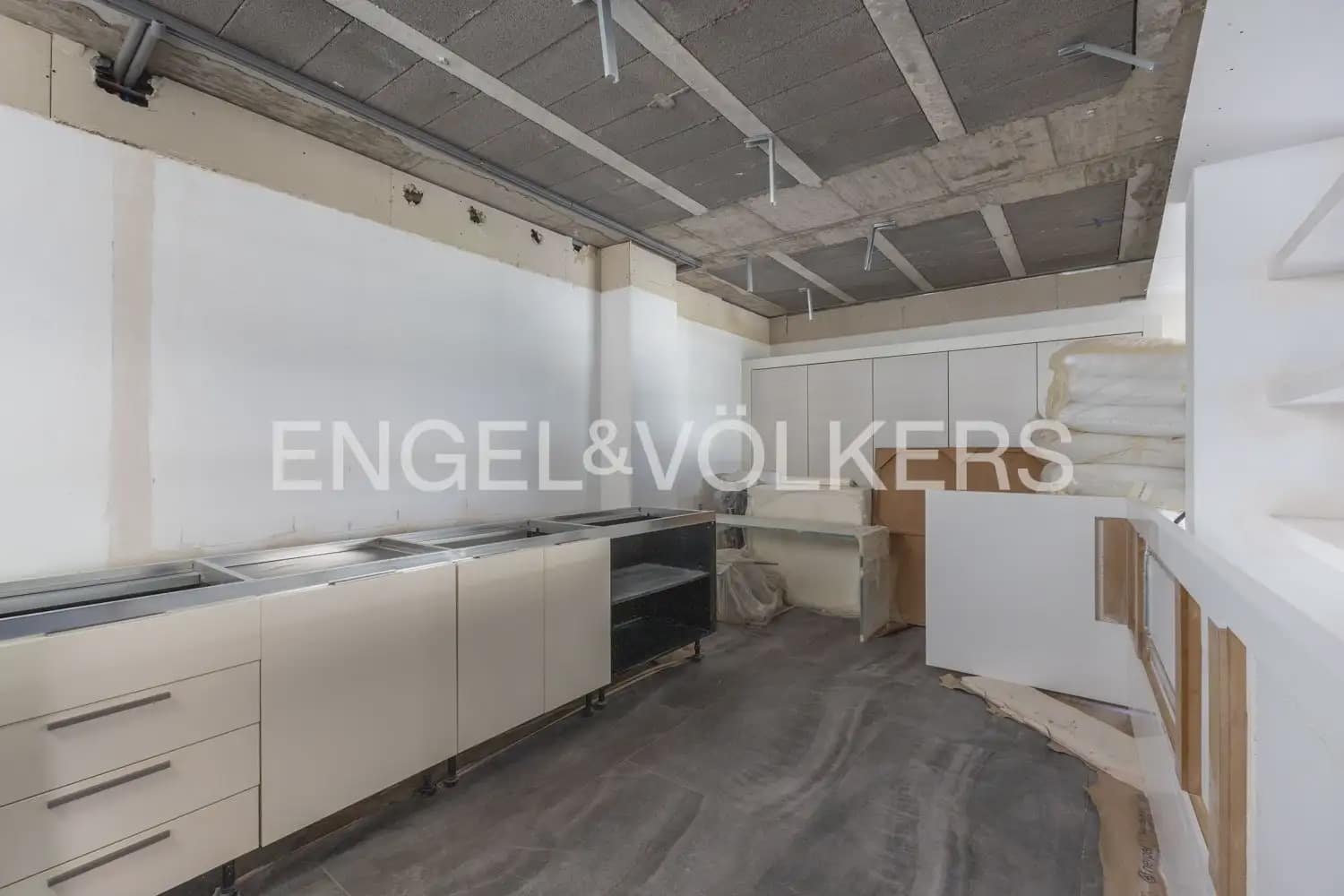 6 soverom Villa til salgs i Oropesa  med svømmebasseng - € 2 860 000 (Ref: 9897976)