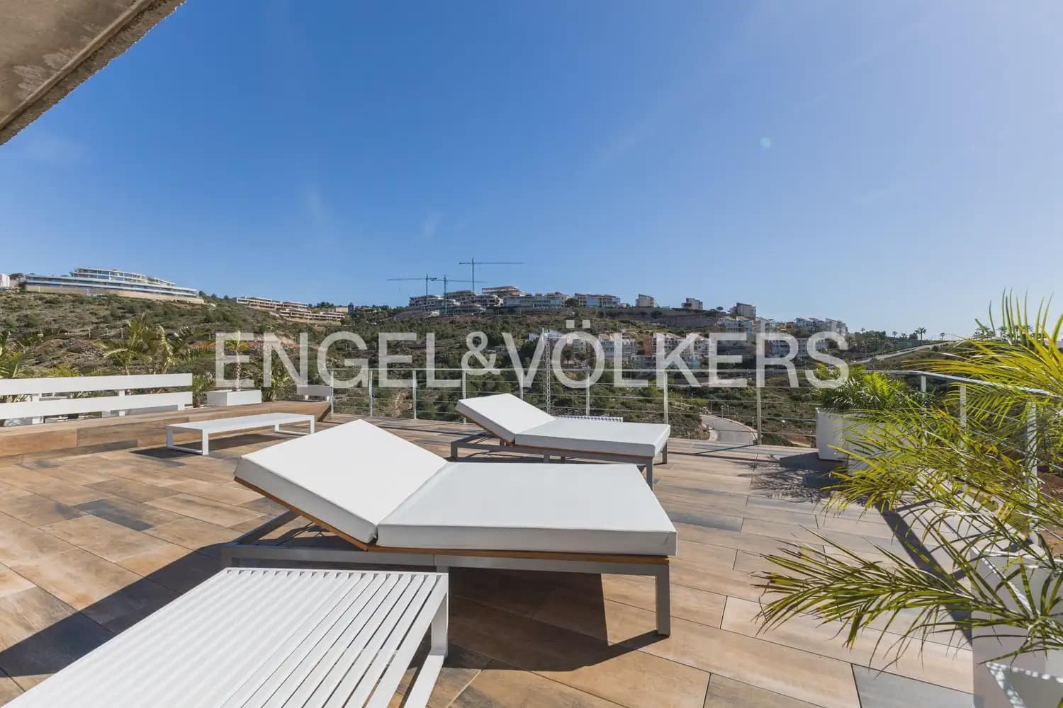 6 soverom Villa til salgs i Oropesa  med svømmebasseng - € 2 860 000 (Ref: 9897976)