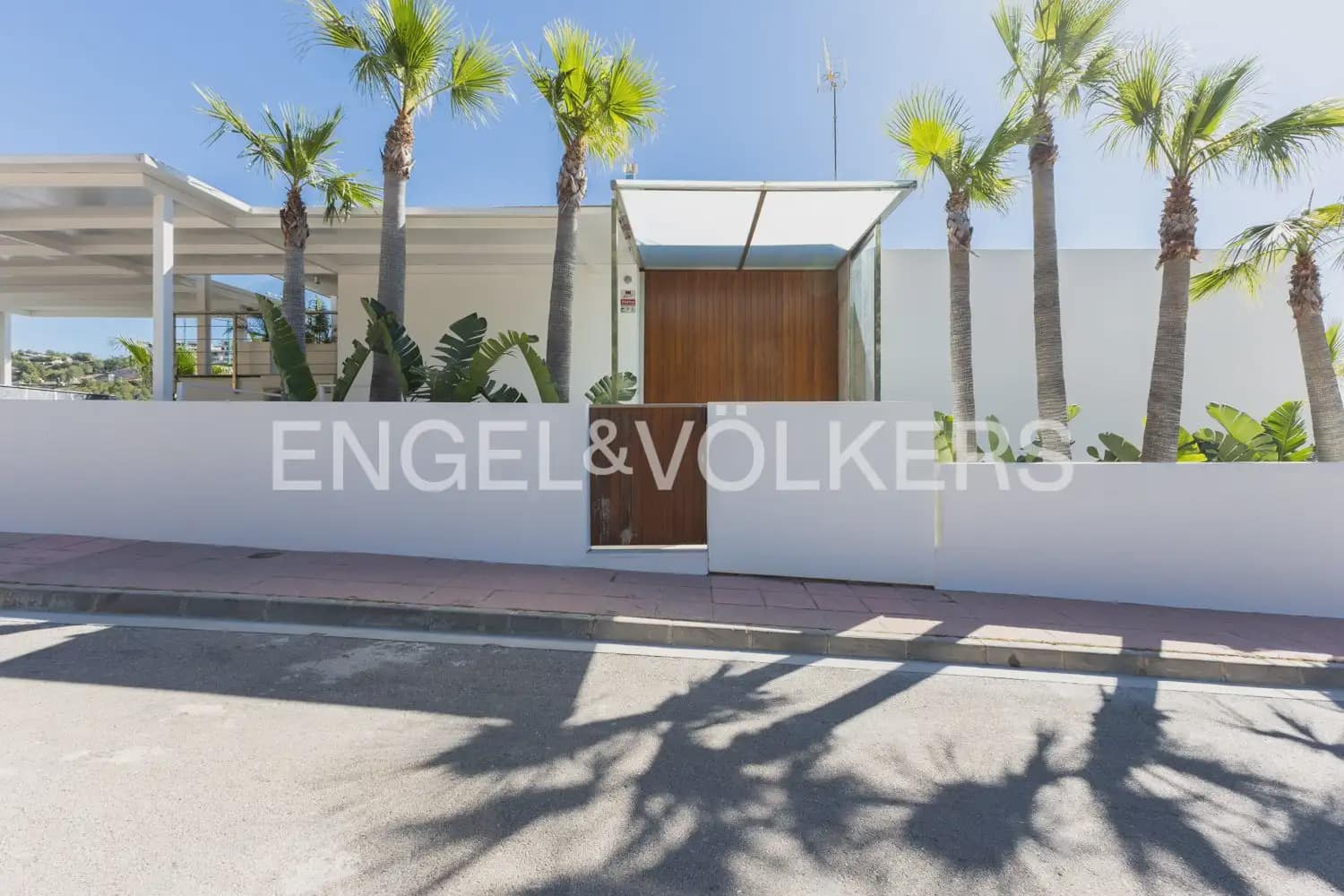 6 soverom Villa til salgs i Oropesa  med svømmebasseng - € 2 860 000 (Ref: 9897976)