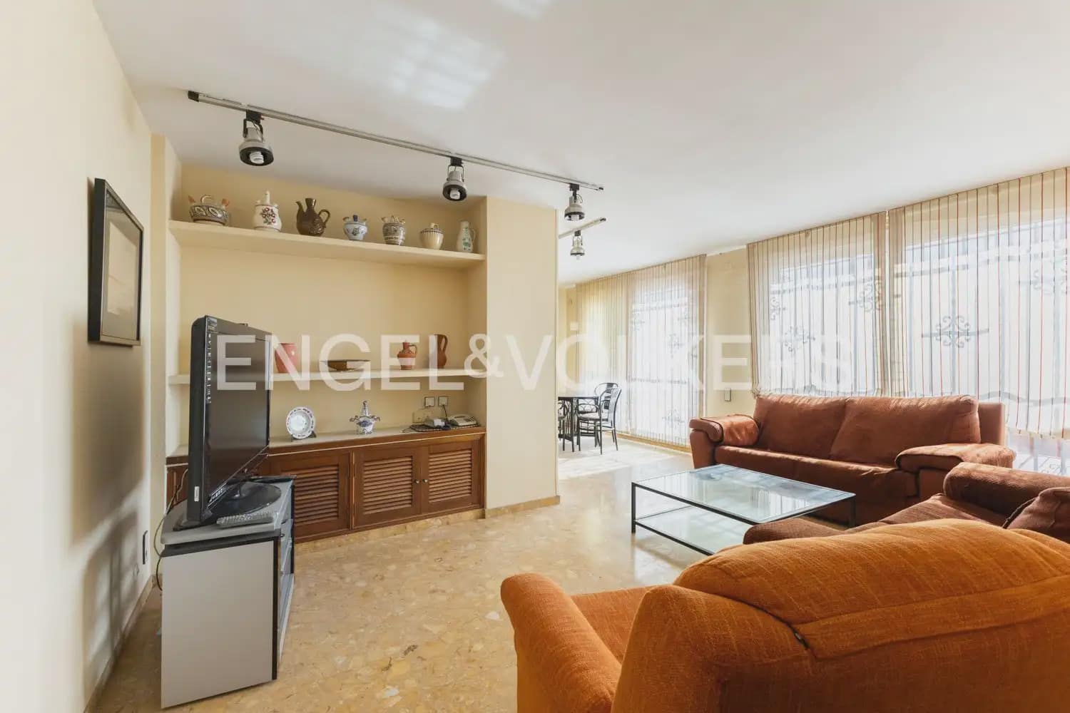 4 quarto Penthouse para venda em Castello de la Plana com garagem - 345 000 € (Ref: 9897977)