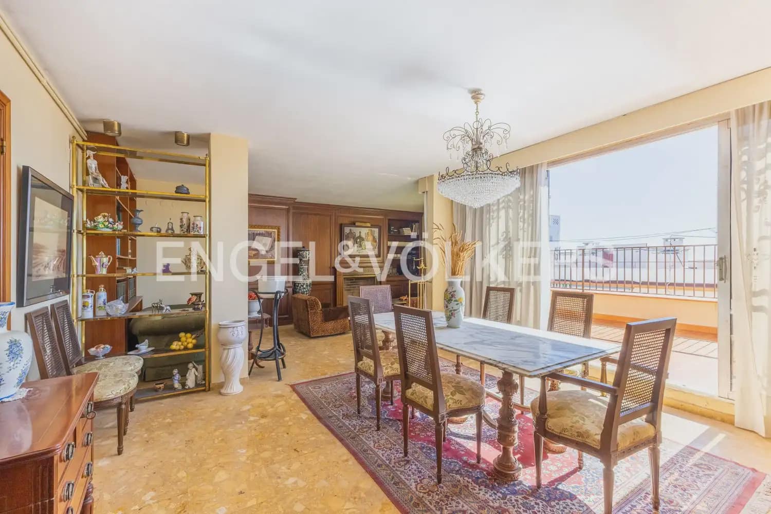 4 quarto Penthouse para venda em Castello de la Plana com garagem - 345 000 € (Ref: 9897977)