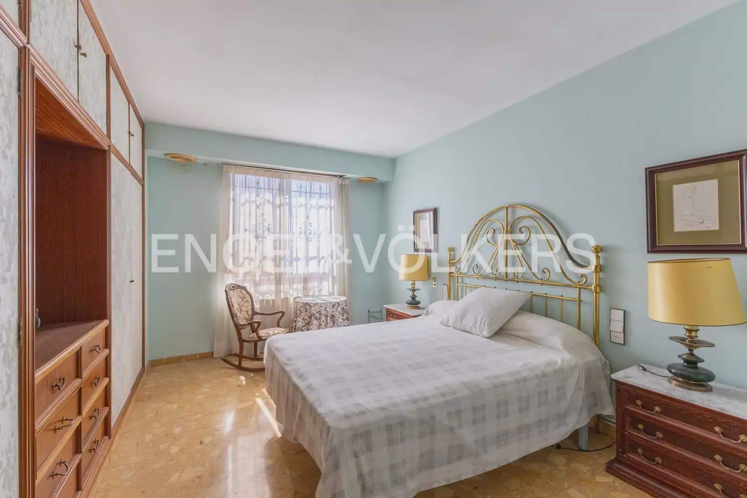 4 quarto Penthouse para venda em Castello de la Plana com garagem - 345 000 € (Ref: 9897977)