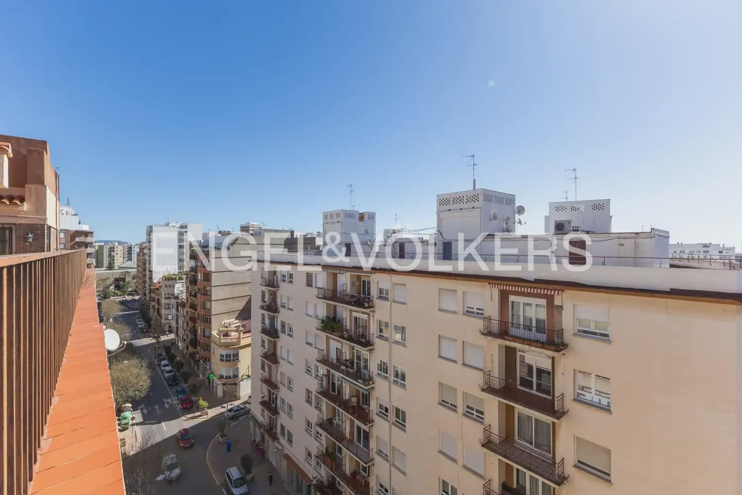 4 quarto Penthouse para venda em Castello de la Plana com garagem - 345 000 € (Ref: 9897977)
