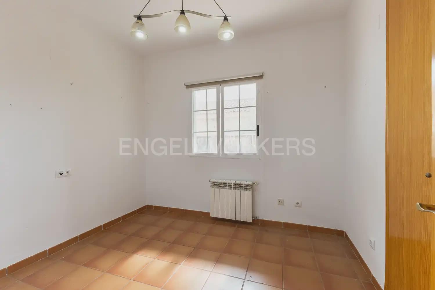 4 sovrum Villa till salu i Betera med pool garage - 368 000 € (Ref: 9897978)