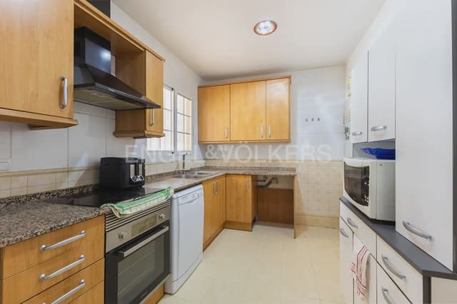 4 bedroom Villa for sale in Bétera with pool garage - € 368,000 (Ref: 9897978)