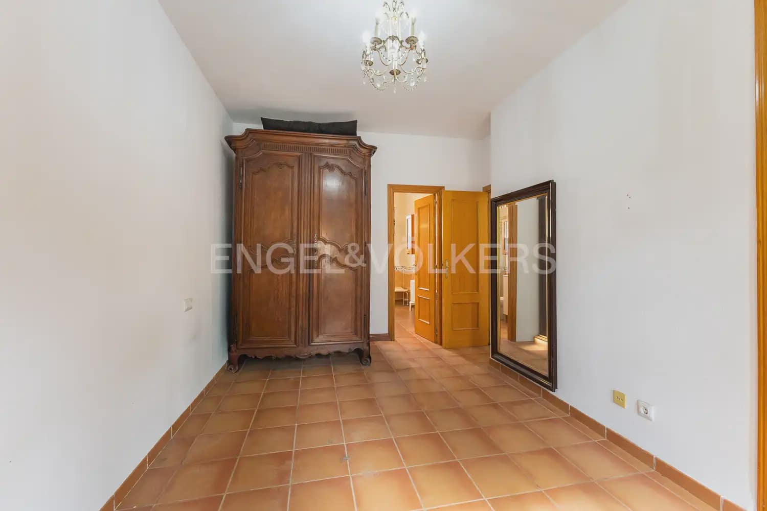 4 sovrum Villa till salu i Betera med pool garage - 368 000 € (Ref: 9897978)