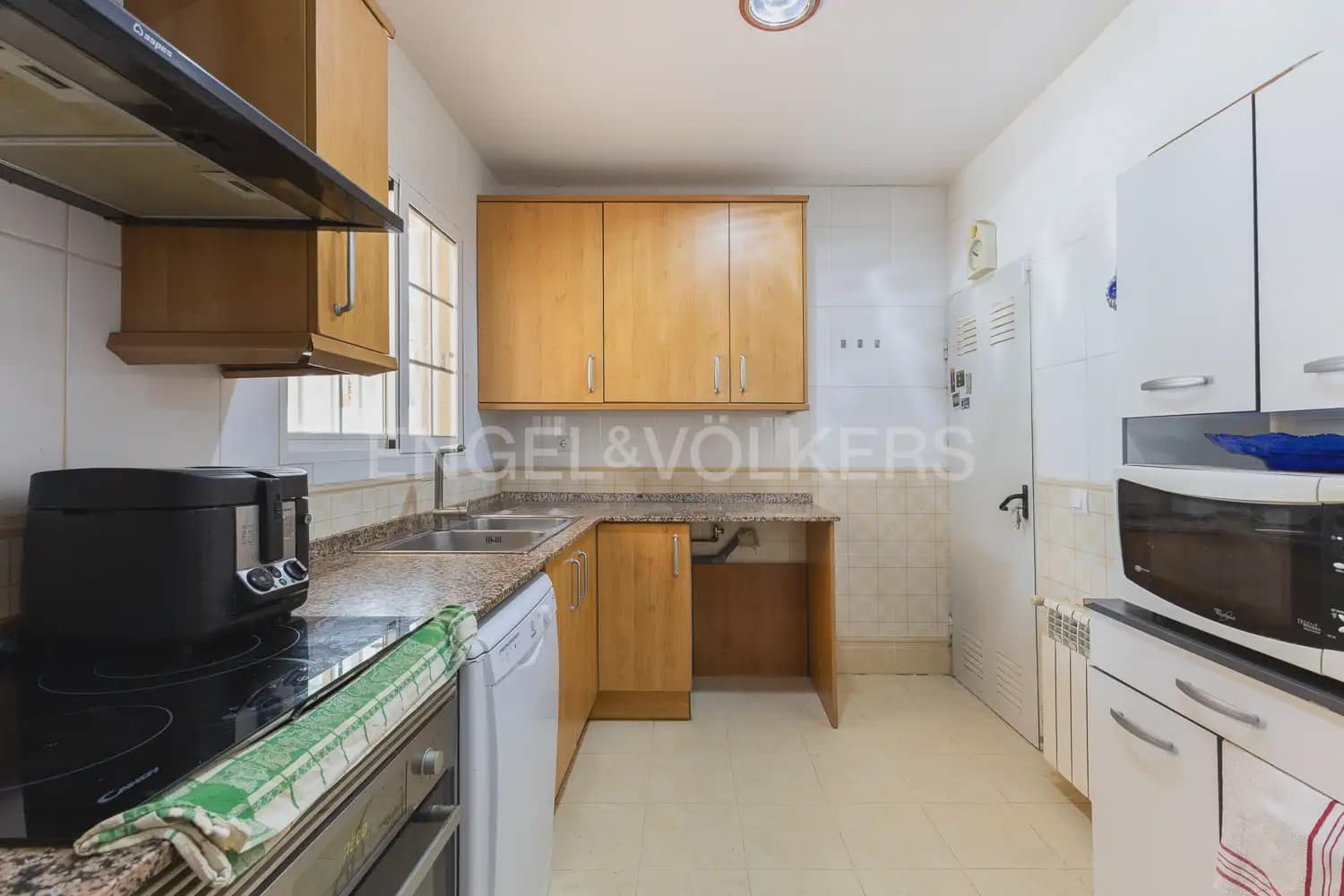 4 sovrum Villa till salu i Betera med pool garage - 368 000 € (Ref: 9897978)