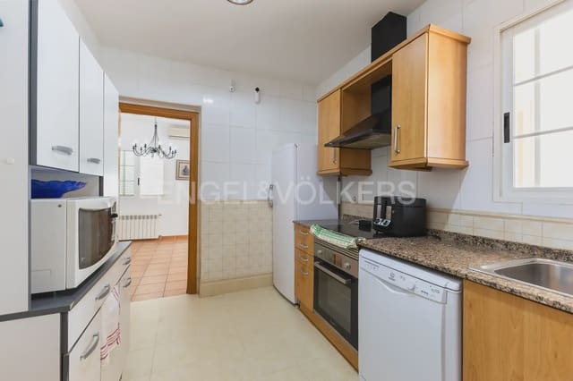 4 bedroom Villa for sale in Bétera with pool garage - € 368,000 (Ref: 9897978)