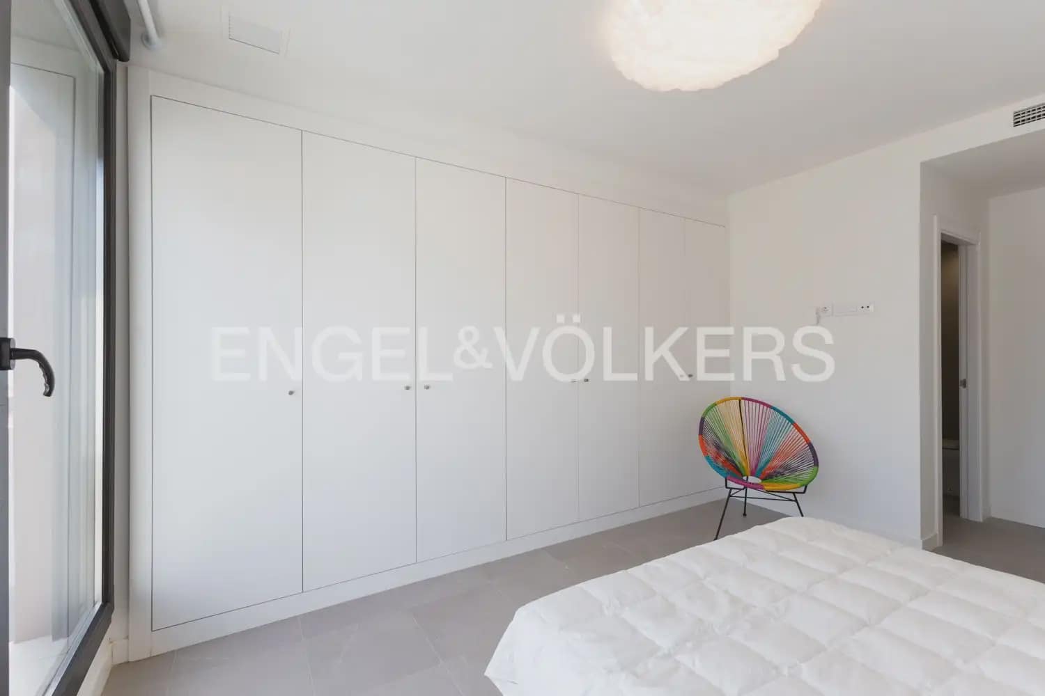 3 bedroom Villa for sale in Vinaros with pool garage - € 490,000 (Ref: 9897979)