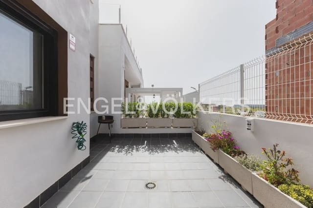 3 bedroom Villa for sale in Vinaròs with pool garage - € 490,000 (Ref: 9897979)