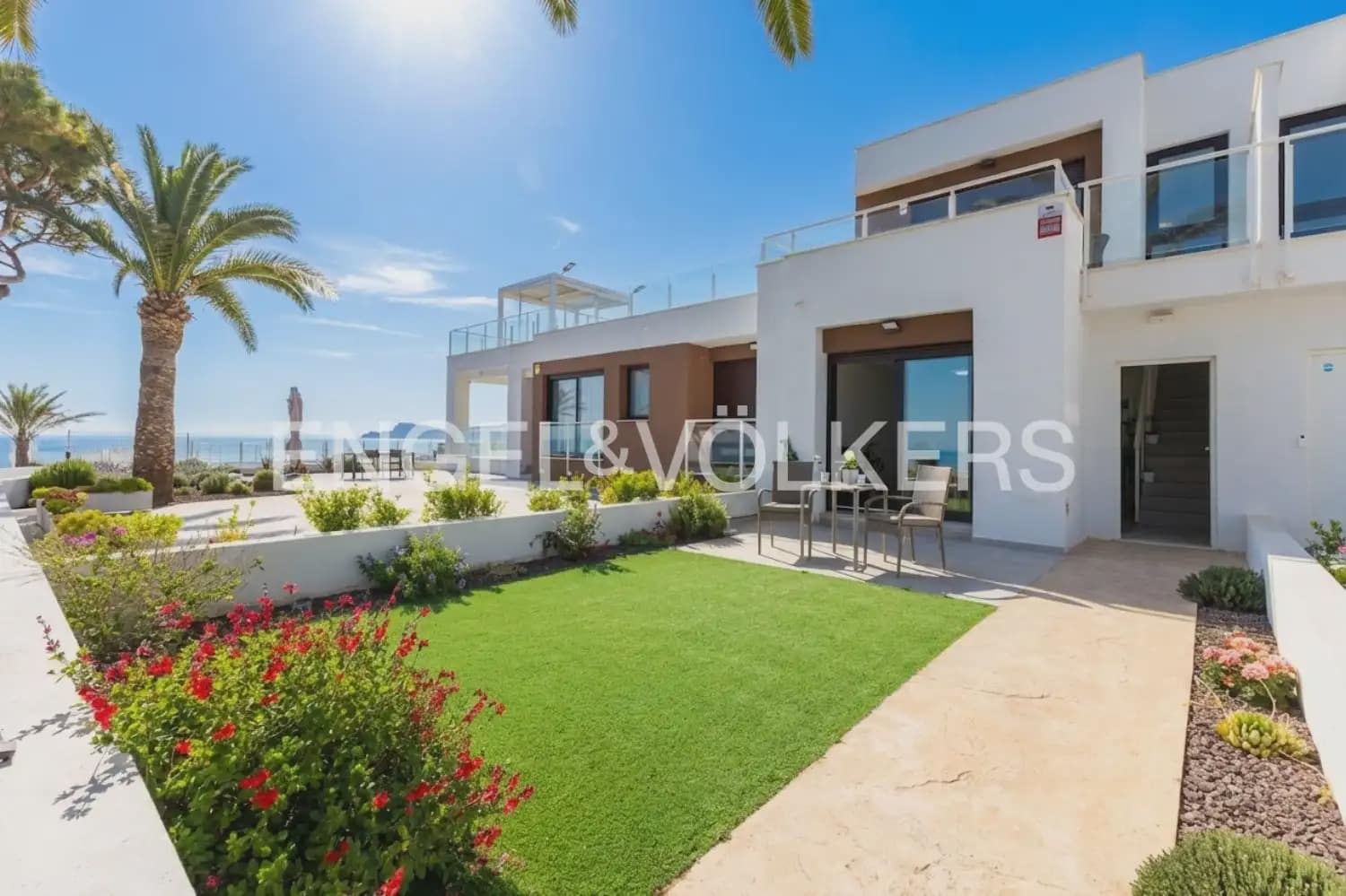 3 bedroom Villa for sale in Vinaros with pool garage - € 490,000 (Ref: 9897979)