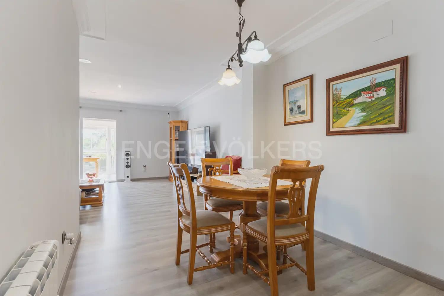 4 Zimmer Villa zu verkaufen in Albalat dels Tarongers mit Pool Garage - 450.000 € (Ref: 9897980)