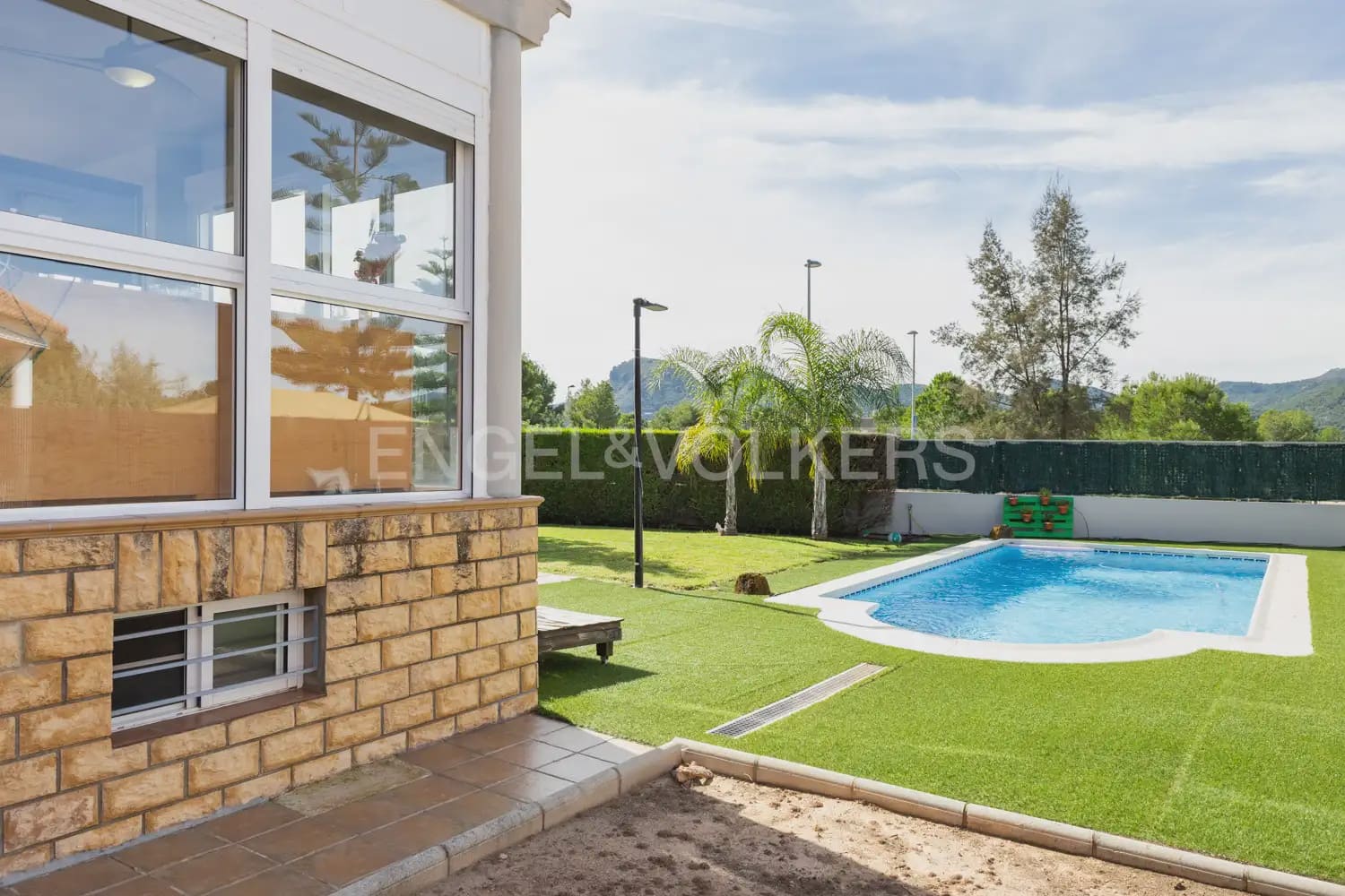 4 Zimmer Villa zu verkaufen in Albalat dels Tarongers mit Pool Garage - 450.000 € (Ref: 9897980)