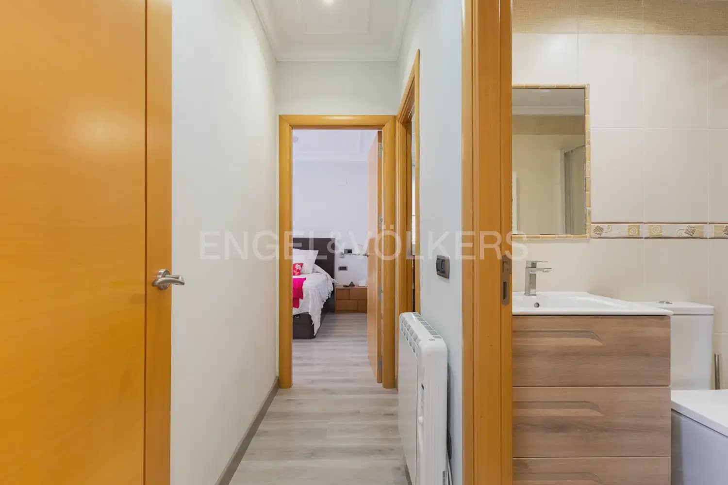 4 Zimmer Villa zu verkaufen in Albalat dels Tarongers mit Pool Garage - 450.000 € (Ref: 9897980)