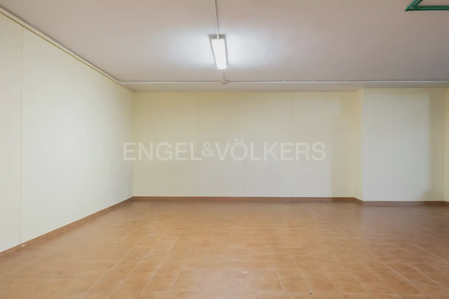 4 Zimmer Villa zu verkaufen in Albalat dels Tarongers mit Pool Garage - 450.000 € (Ref: 9897980)