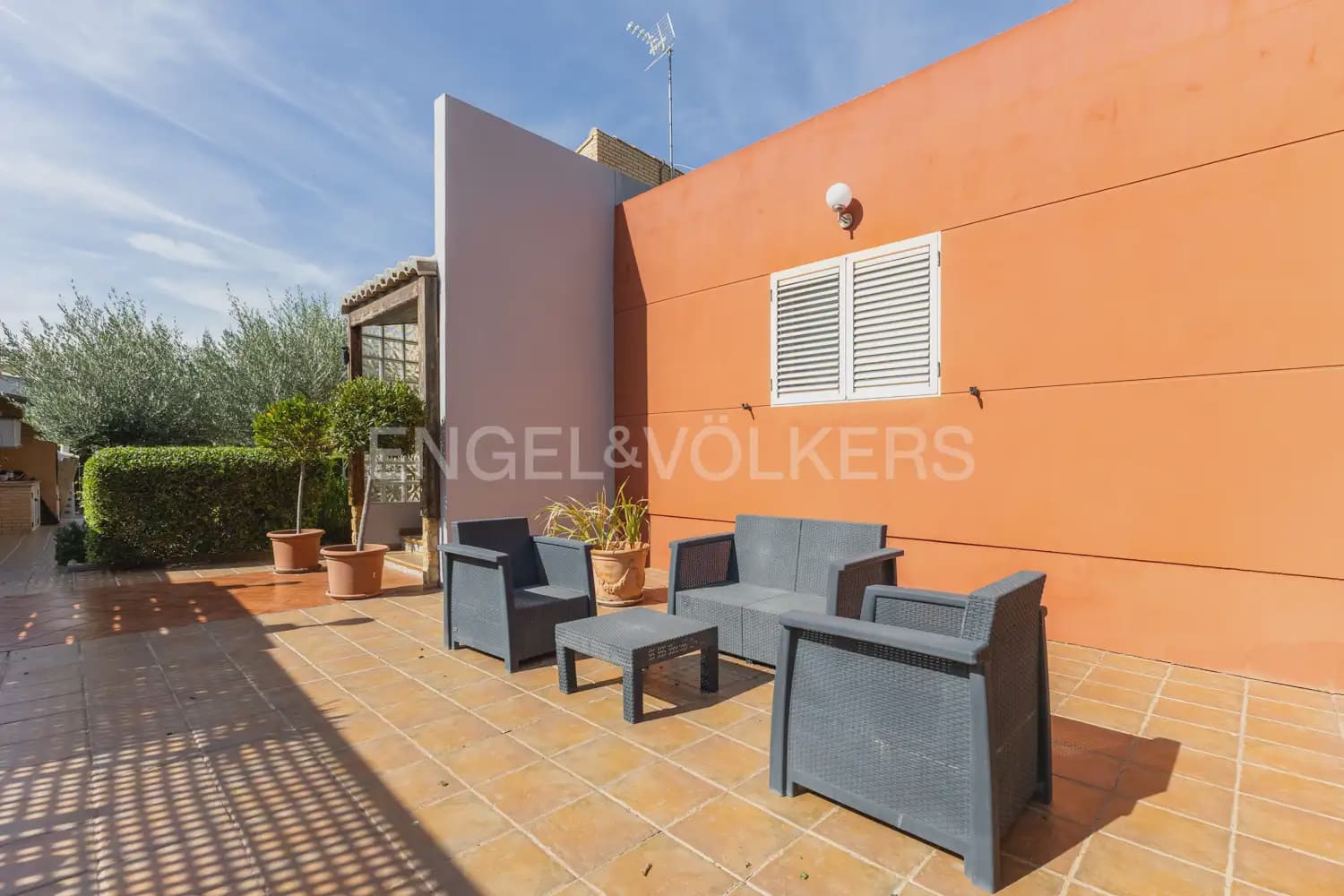 4 Zimmer Villa zu verkaufen in Albalat dels Tarongers mit Pool Garage - 450.000 € (Ref: 9897980)