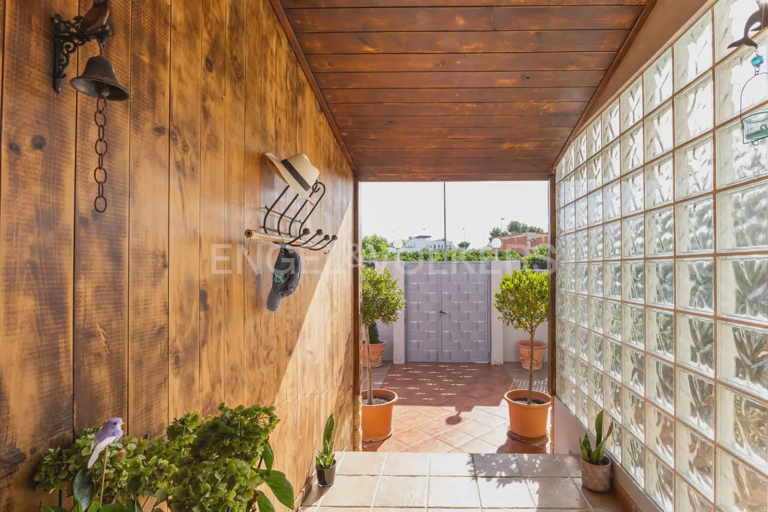 4 Zimmer Villa zu verkaufen in Albalat dels Tarongers mit Pool Garage - 450.000 € (Ref: 9897980)