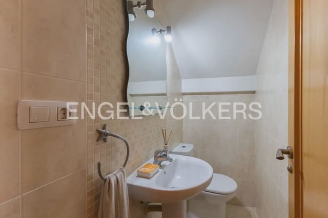 7 soveværelse Penthouse til salg i Vila-real med garage - € 350.000 (Ref: 9897981)