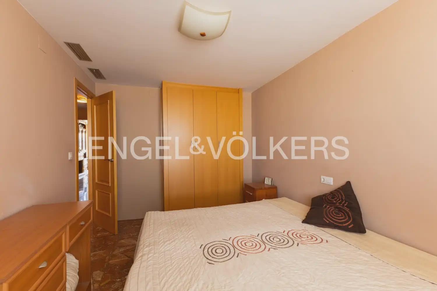 Ático de 7 habitaciones en Vila-real en venta con garaje - 350.000 € (Ref: 9897981)