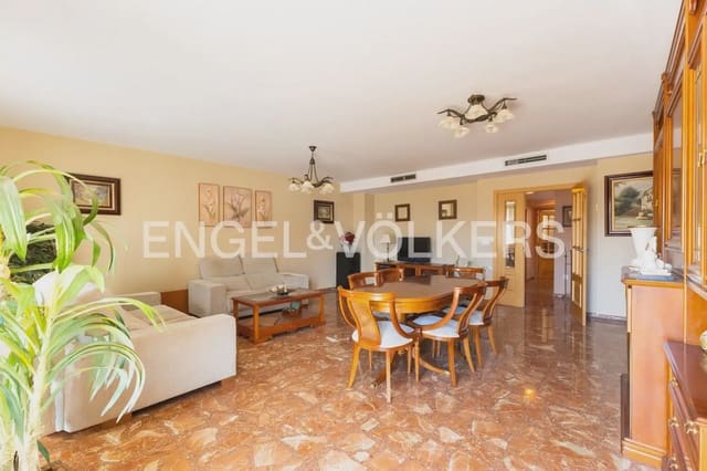 7 soveværelse Penthouse til salg i Vila-real med garage - € 350.000 (Ref: 9897981)
