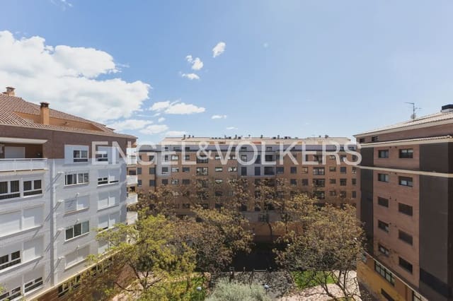 7 soveværelse Penthouse til salg i Vila-real med garage - € 350.000 (Ref: 9897981)