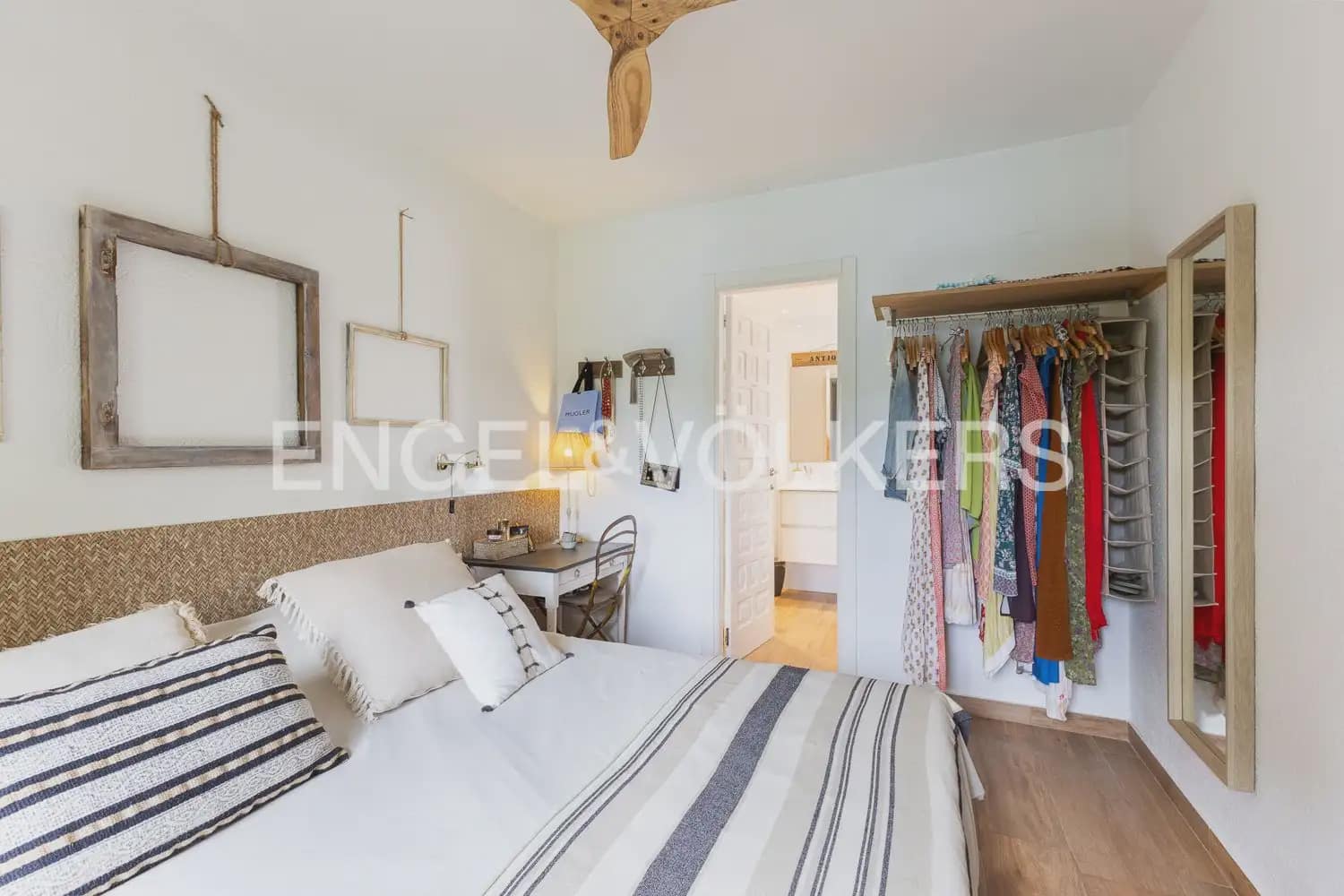 3 soverom Hus til leie i Javea / Xabia med svømmebasseng - € 1 800 (Ref: 9897982)