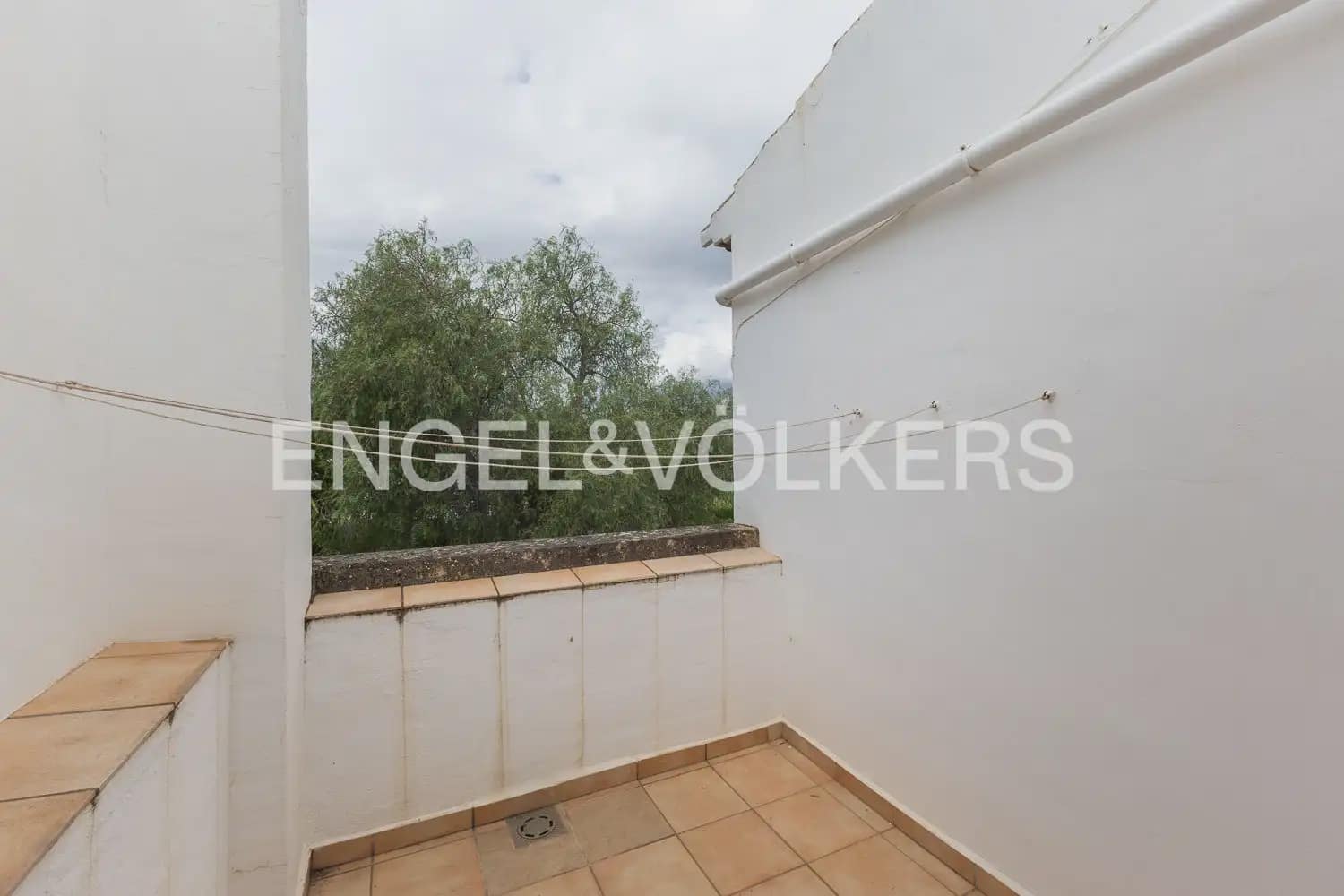 3 soverom Hus til leie i Javea / Xabia med svømmebasseng - € 1 800 (Ref: 9897982)