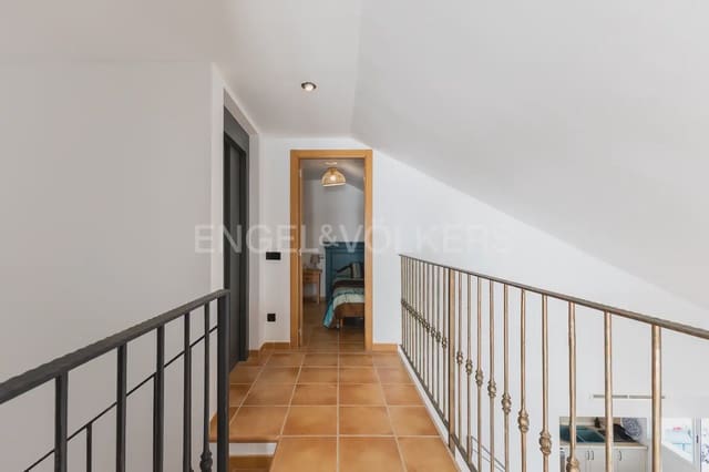 5 bedroom Villa for sale in Faro de Cullera, Cullera - € 795,000 (Ref: 9897983)