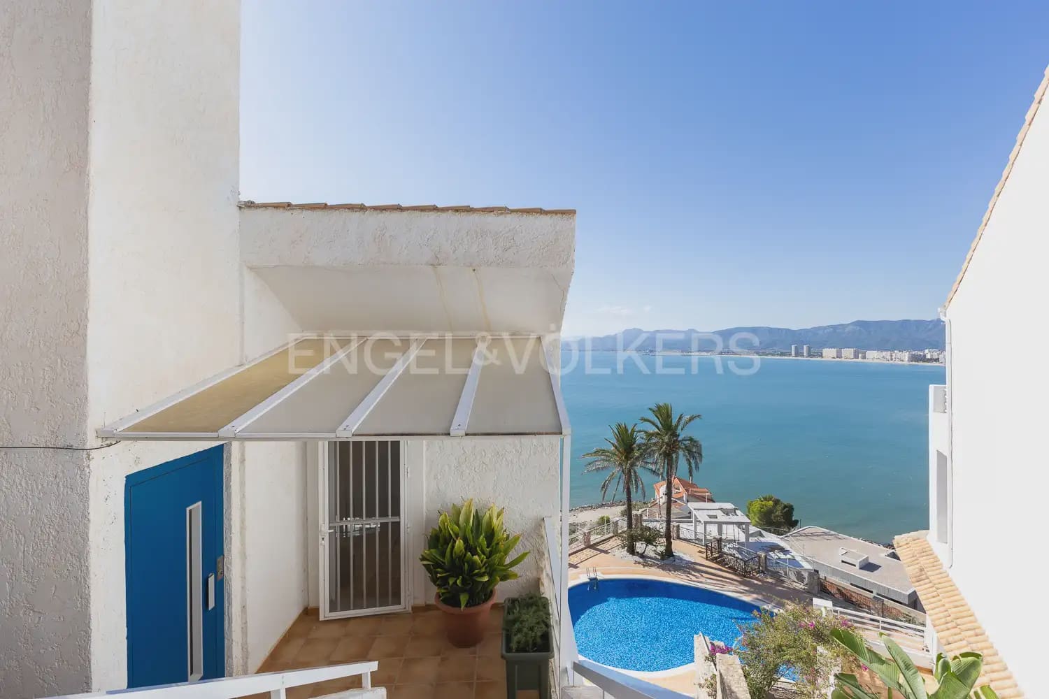 5 bedroom Villa for sale in Cullera with pool garage - € 795,000 (Ref: 9897983)