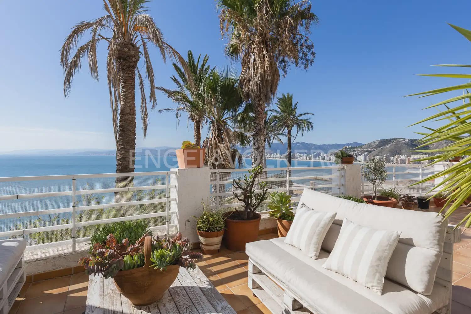 5 bedroom Villa for sale in Cullera with pool garage - € 795,000 (Ref: 9897983)