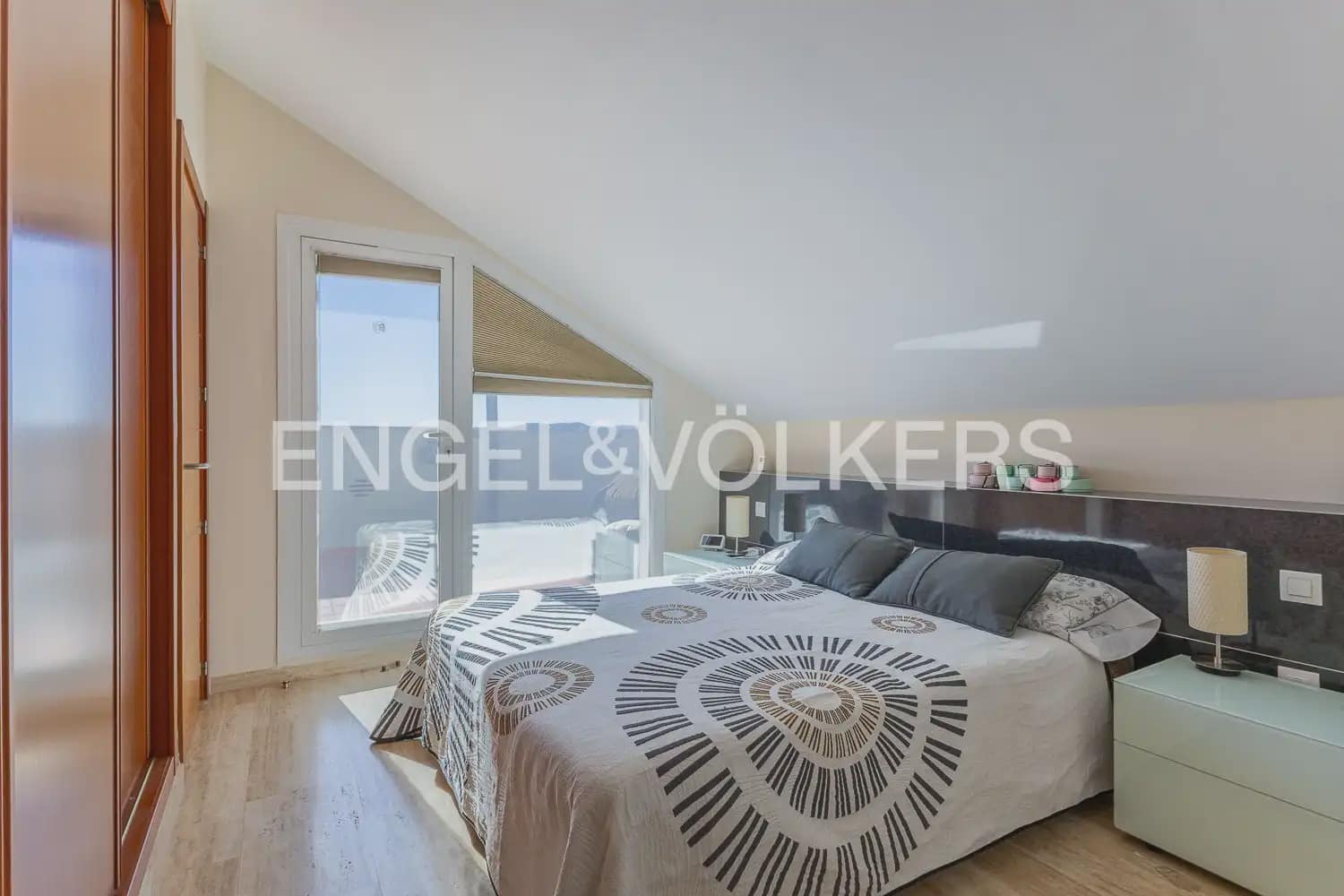 3 makuuhuone Kattohuoneisto myytävänä paikassa Javea / Xabia mukana uima-altaan 
autotalli - 495 000 € (Ref: 9897986)