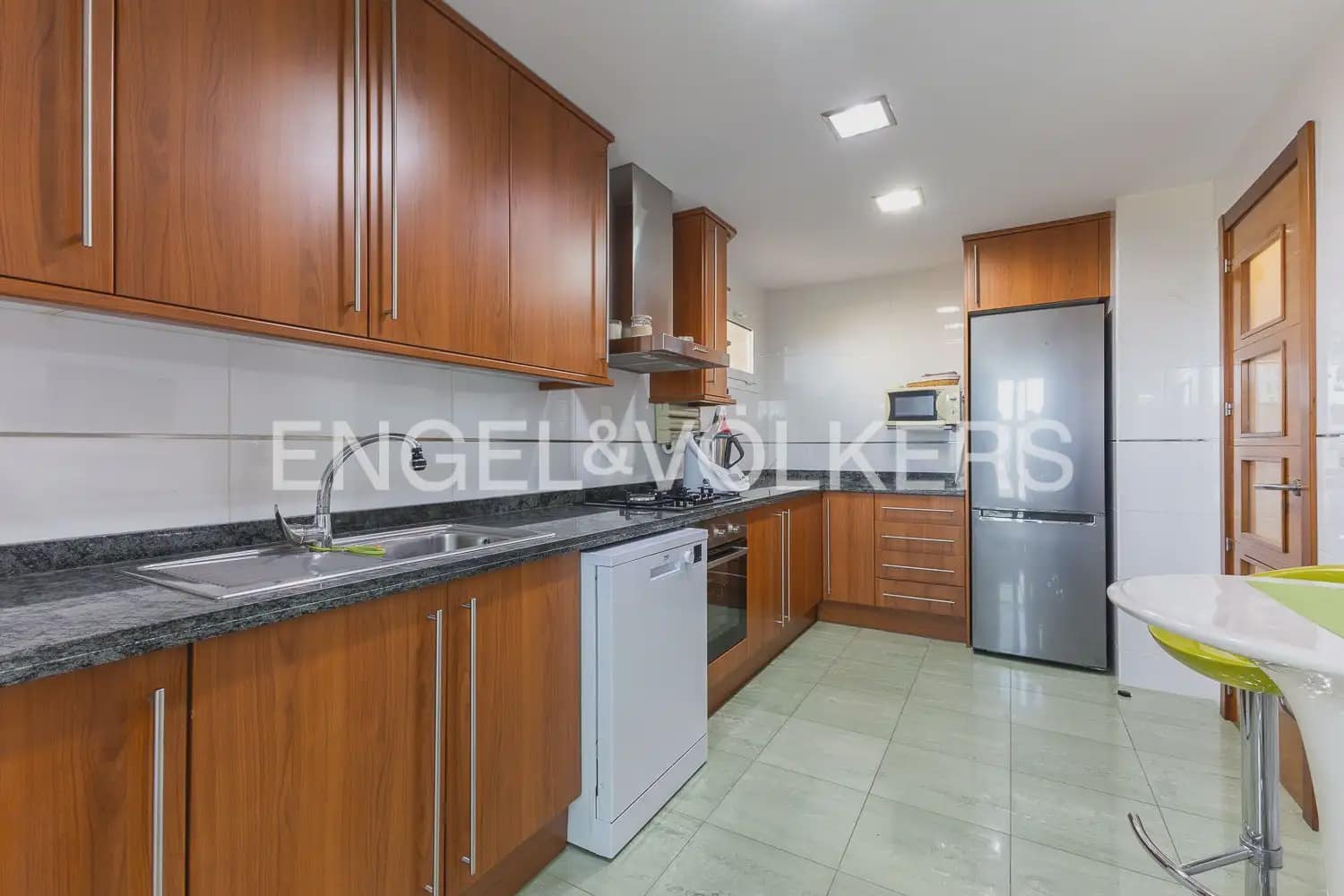 3 makuuhuone Kattohuoneisto myytävänä paikassa Javea / Xabia mukana uima-altaan 
autotalli - 495 000 € (Ref: 9897986)