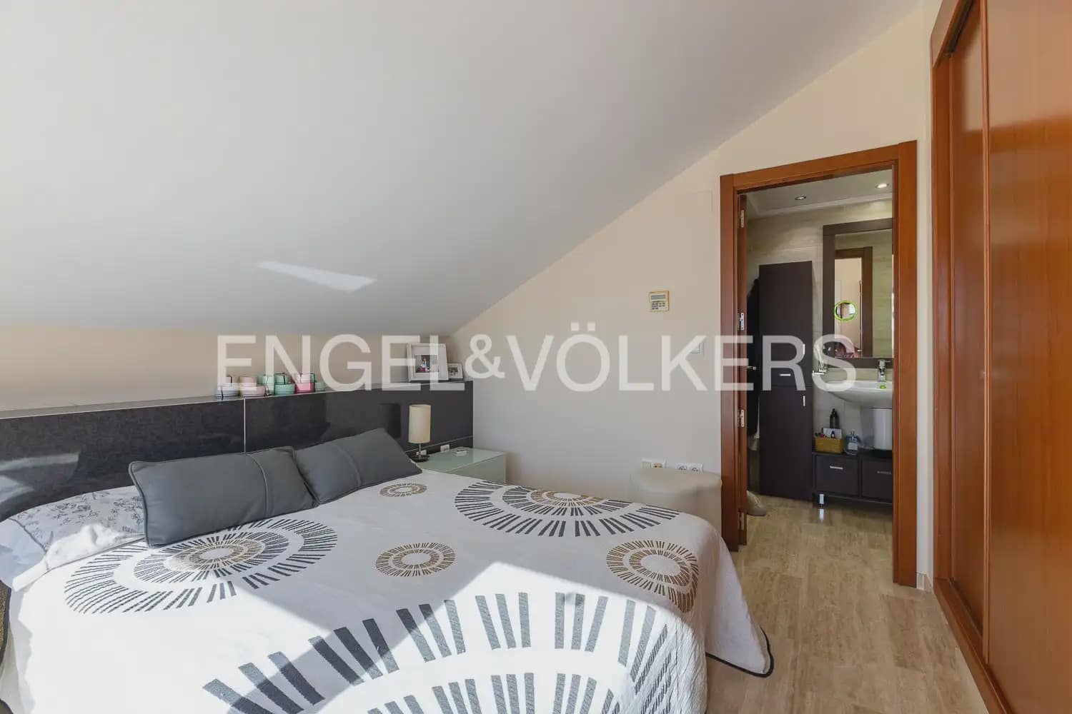 3 makuuhuone Kattohuoneisto myytävänä paikassa Javea / Xabia mukana uima-altaan 
autotalli - 495 000 € (Ref: 9897986)