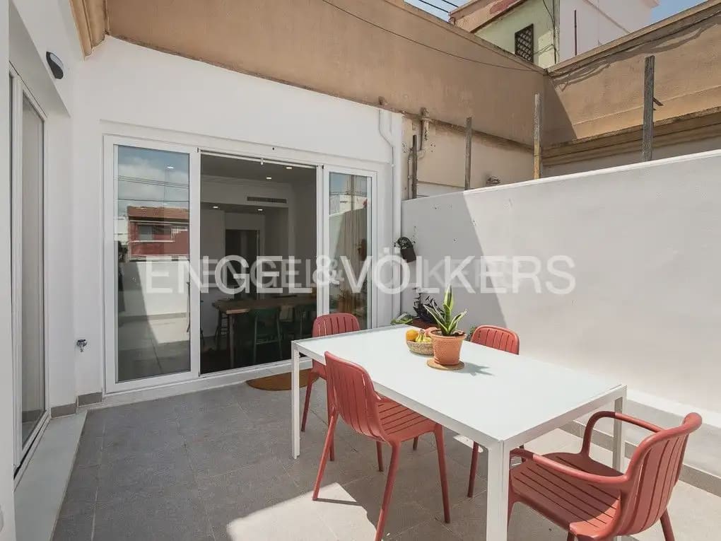 3 quarto Penthouse para arrendar em Valencia cidade - 2 200 € (Ref: 9897989)
