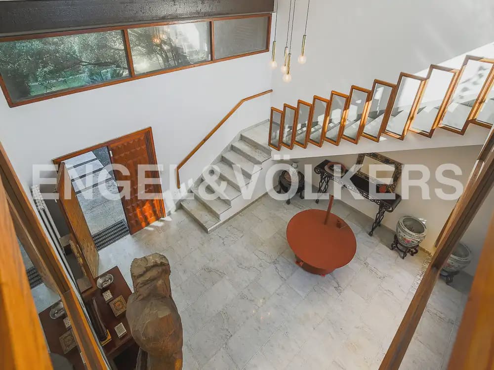 5 bedroom Villa for rent in Rocafort with pool garage - € 5,000 (Ref: 9897990)