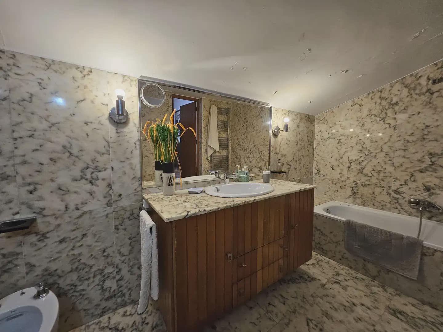 5 bedroom Villa for rent in Rocafort with pool garage - € 5,000 (Ref: 9897990)