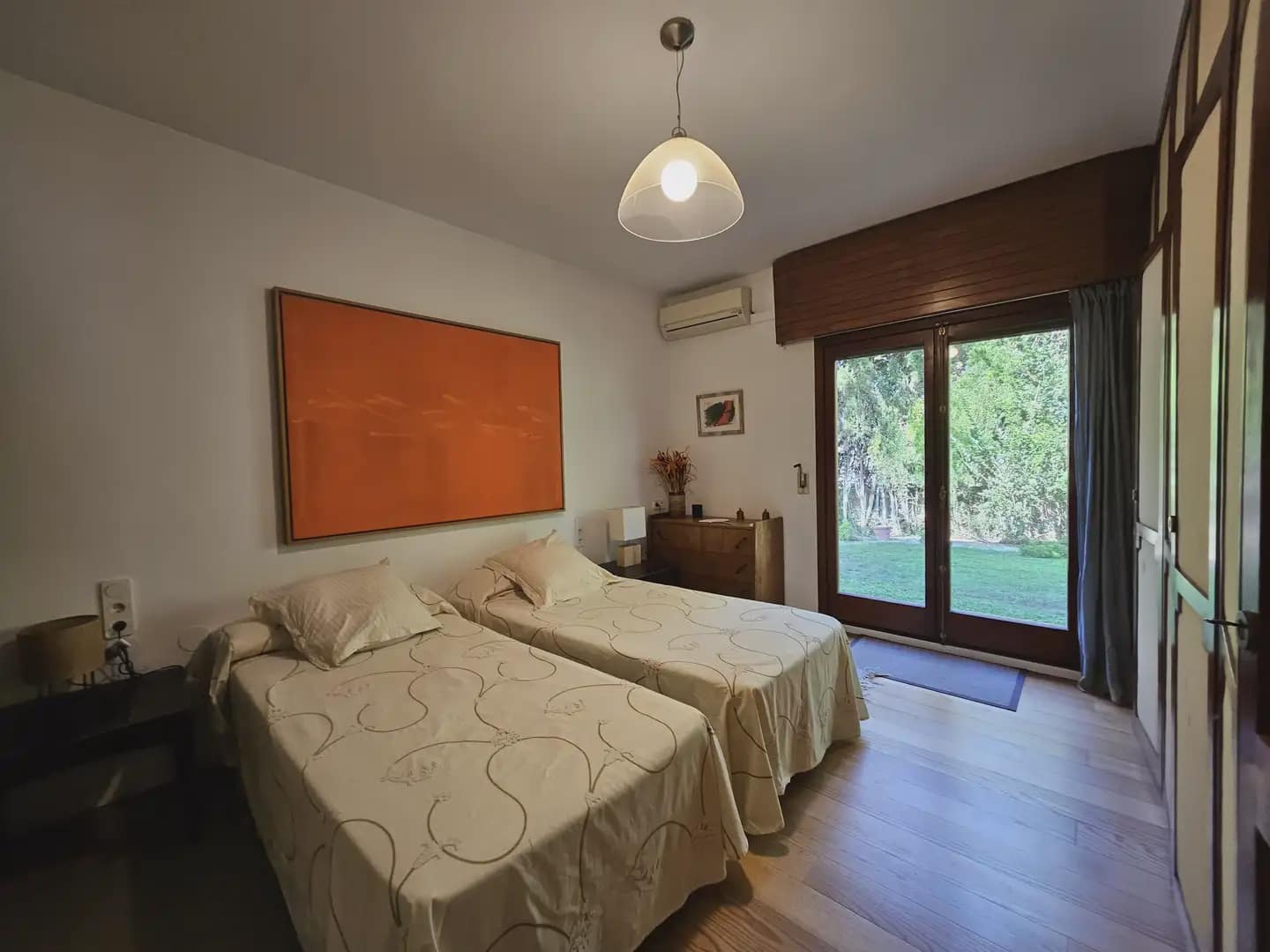 5 bedroom Villa for rent in Rocafort with pool garage - € 5,000 (Ref: 9897990)