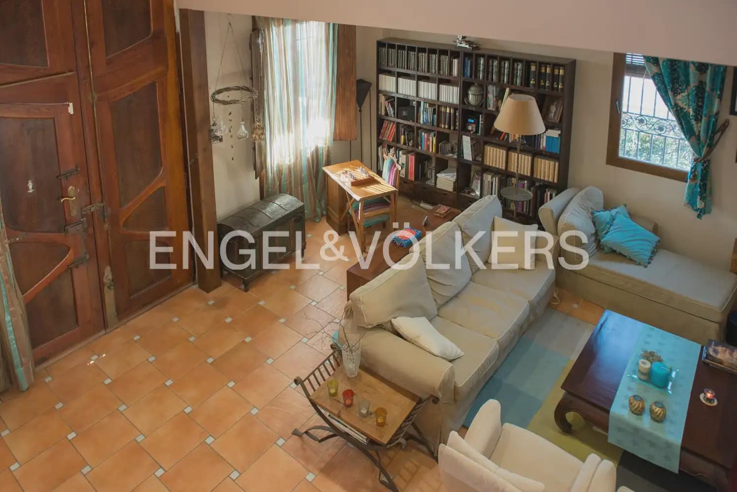 6 bedroom Villa for sale in Burriana / Borriana with garage - € 850,000 (Ref: 9897993)