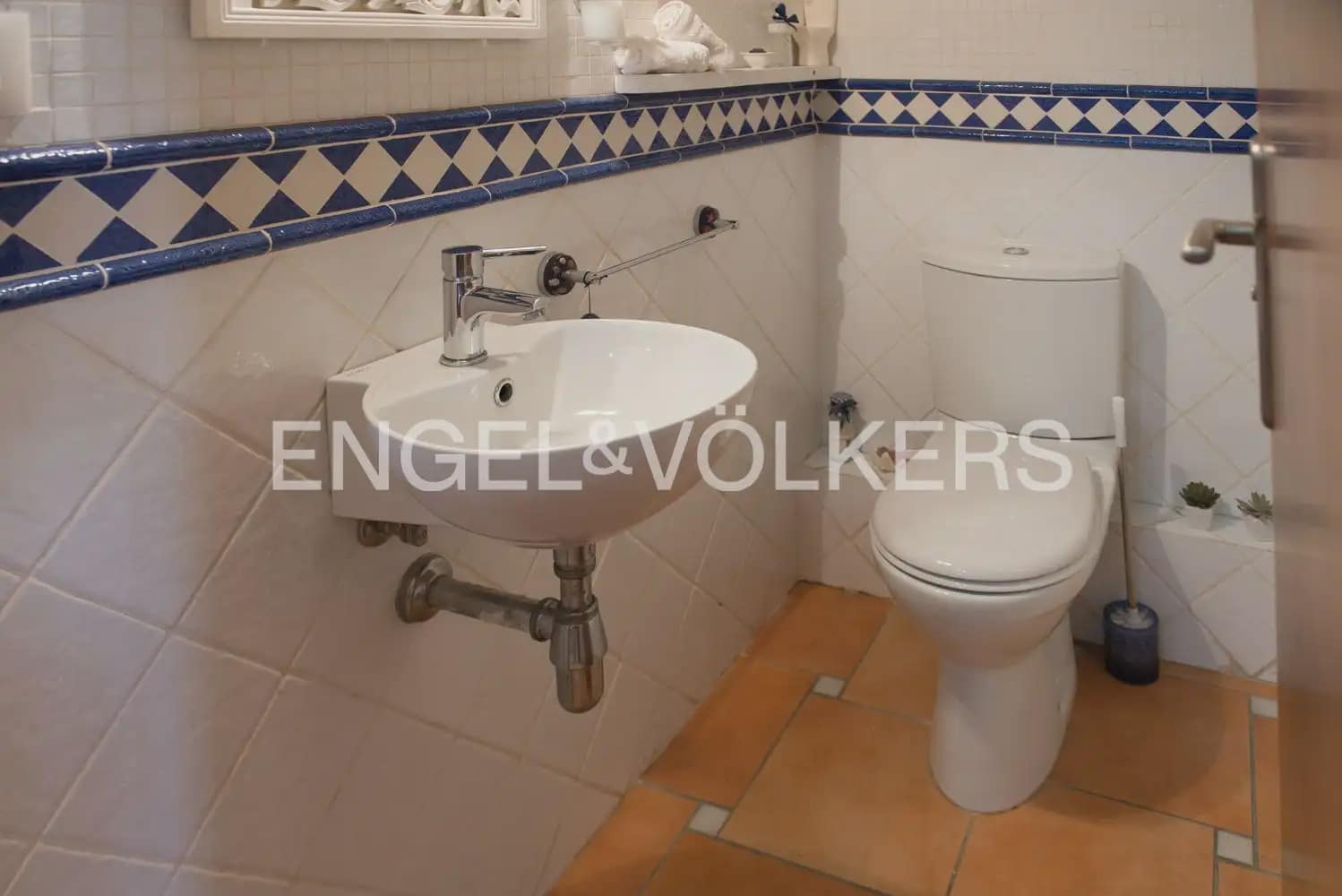 6 bedroom Villa for sale in Burriana / Borriana with garage - € 850,000 (Ref: 9897993)