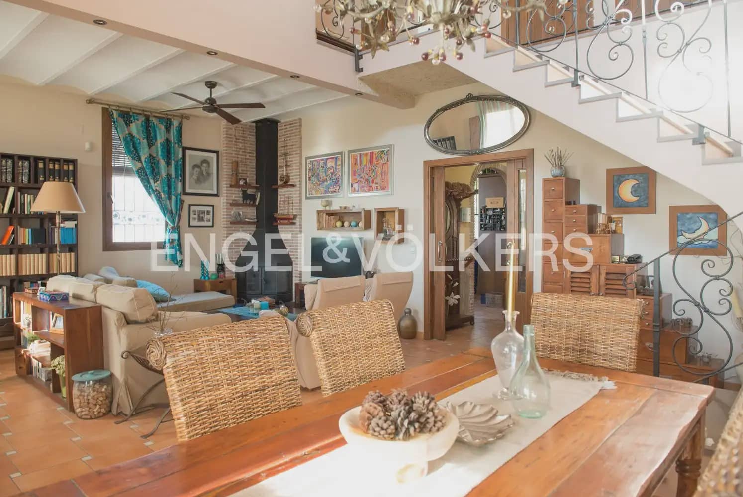 6 bedroom Villa for sale in Burriana / Borriana with garage - € 850,000 (Ref: 9897993)