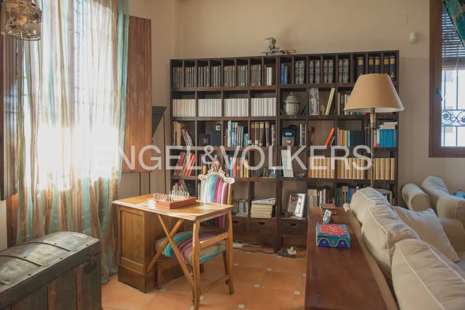 6 bedroom Villa for sale in Burriana / Borriana with garage - € 850,000 (Ref: 9897993)