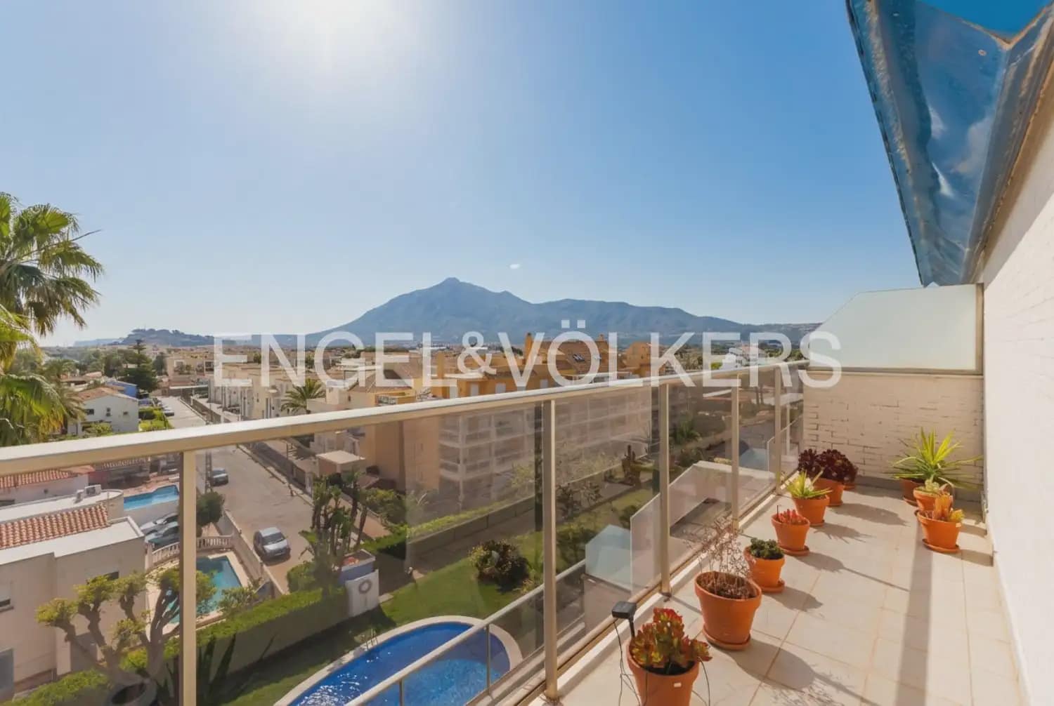 3 sypialnia Penthouse na sprzedaż w Denia z basenem garażem - 510 000 € (Ref: 9897994)