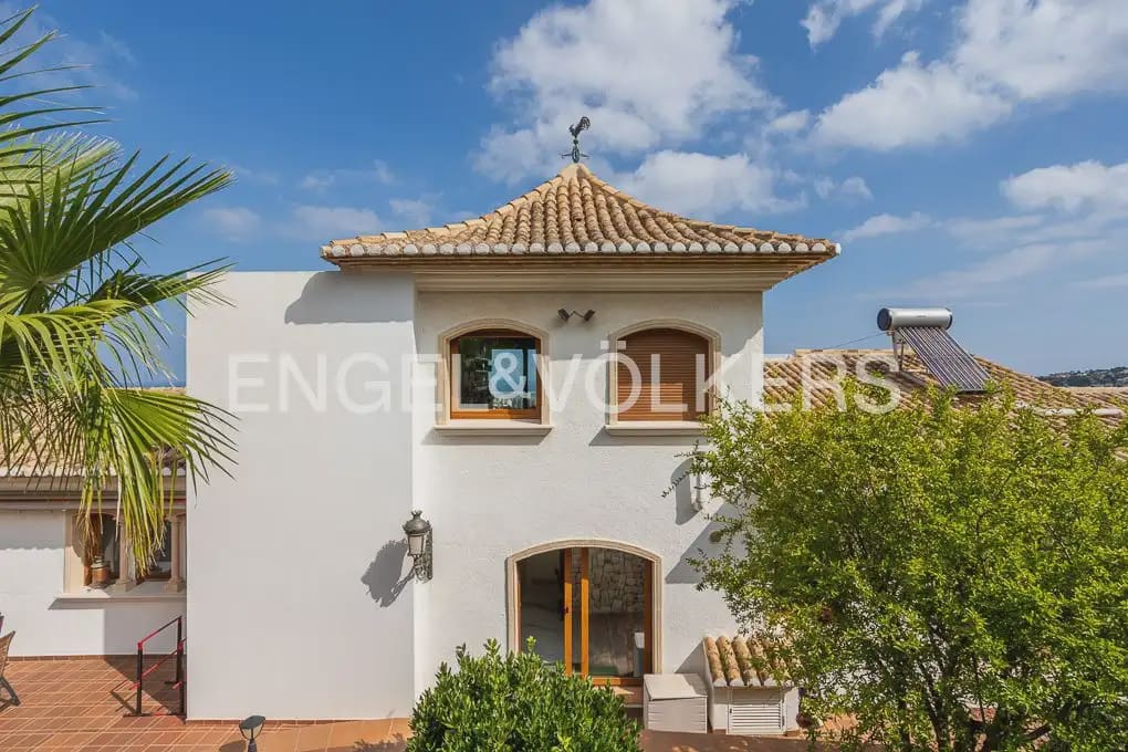 6 chambre Villa/Maison à vendre à Denia avec piscine garage - 3 570 000 € (Ref: 9897995)