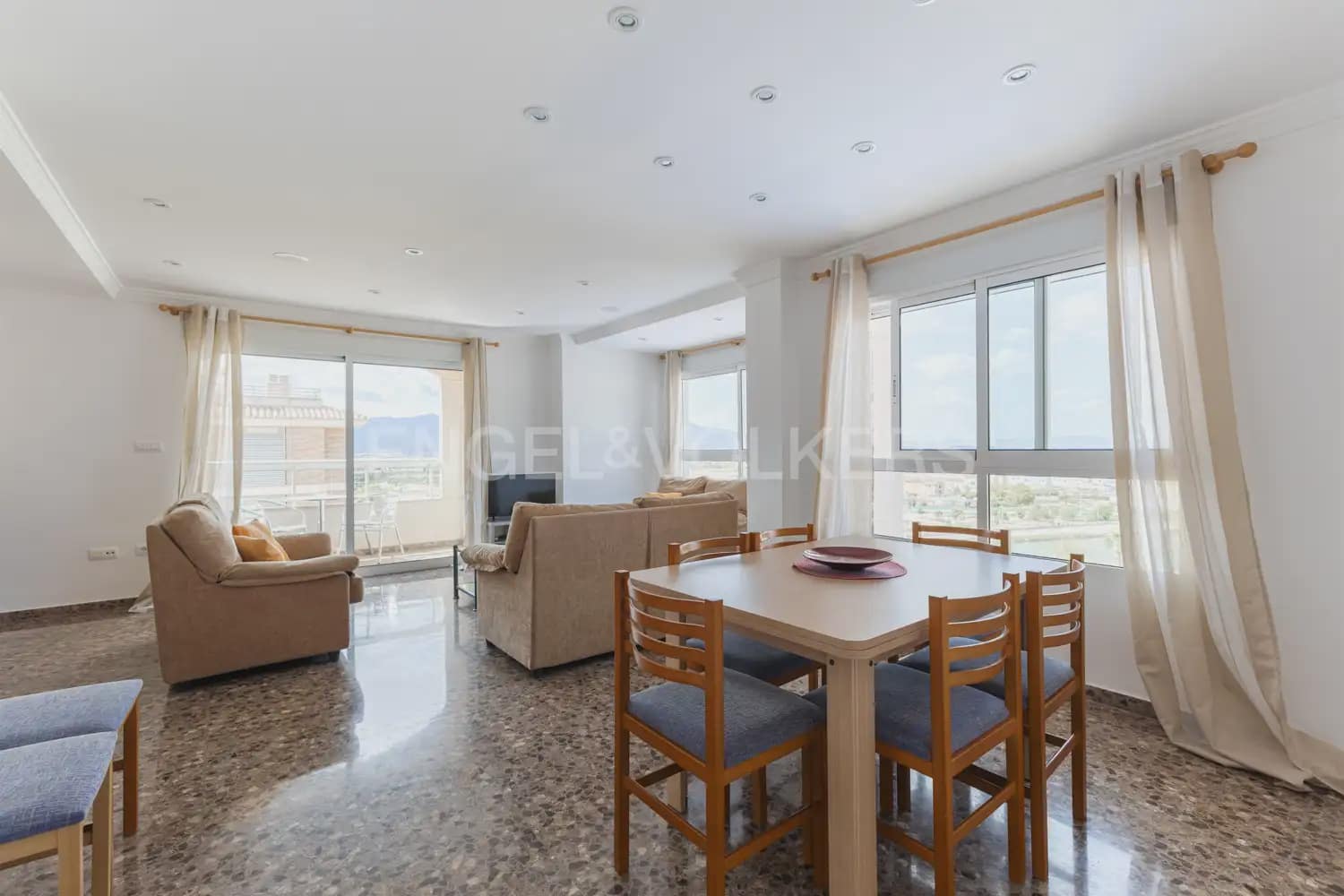 Ático de 5 habitaciones en Cullera en venta - 562.500 € (Ref: 9897996)
