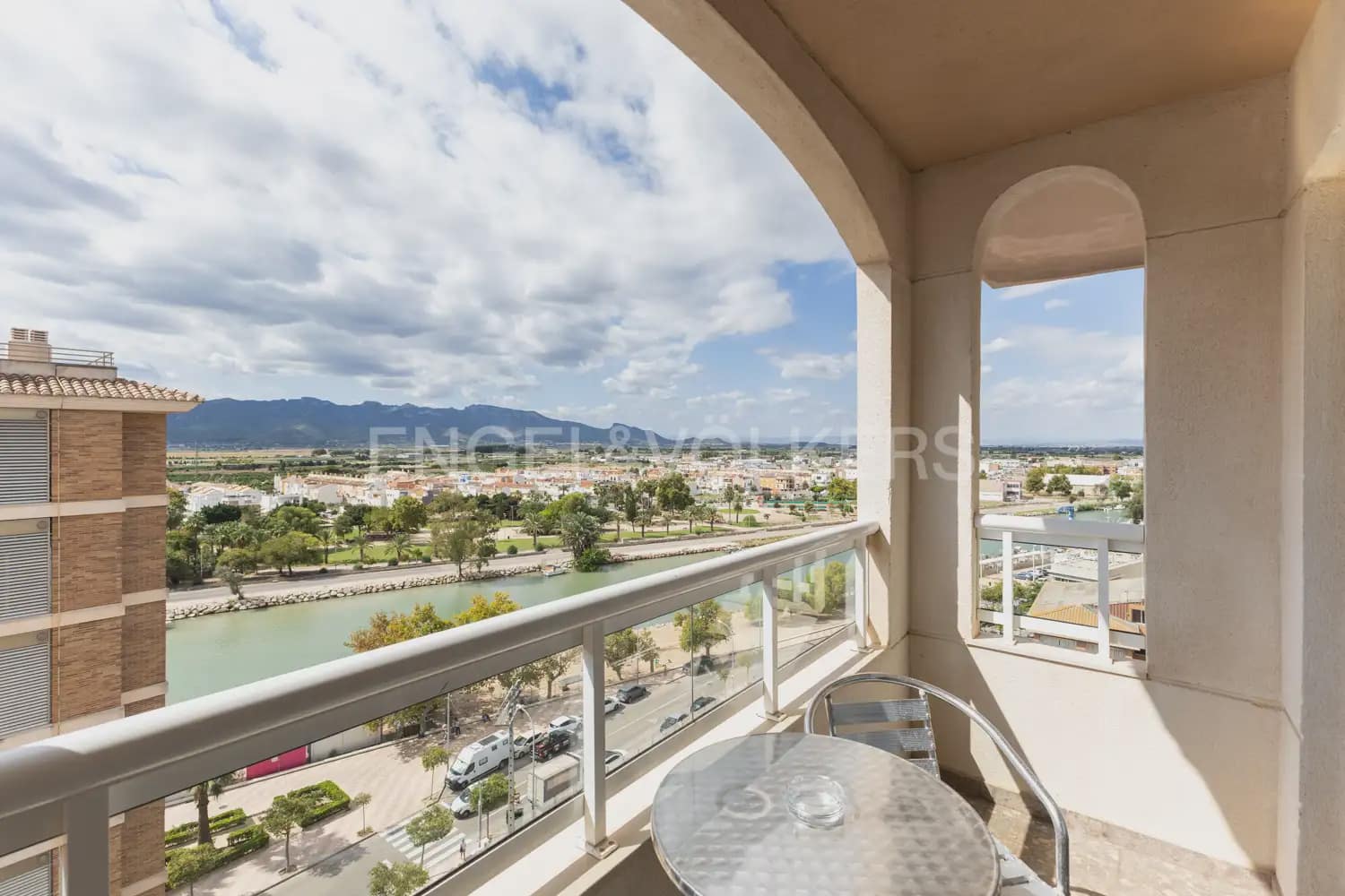 Ático de 5 habitaciones en Cullera en venta - 562.500 € (Ref: 9897996)