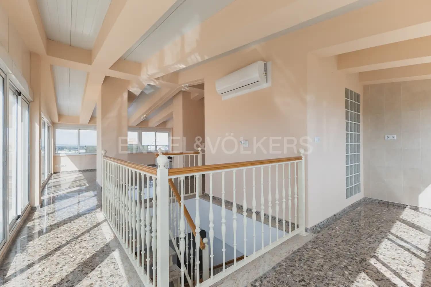 Ático de 5 habitaciones en Cullera en venta - 562.500 € (Ref: 9897996)